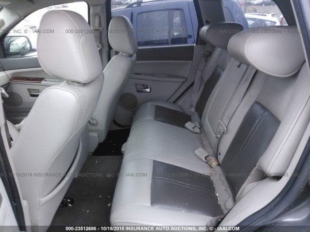 1J8HR58275C684300 - 2005 JEEP GRAND CHEROKEE LIMITED GRAY photo 8