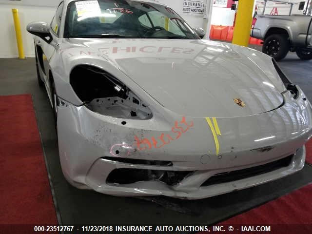 WP0AA2A86JS260099 - 2018 PORSCHE CAYMAN GRAY photo 6