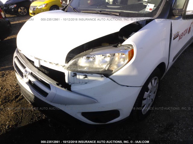 ZFBERFBT8G6B15092 - 2016 RAM PROMASTER CITY SLT 白色 照片 6