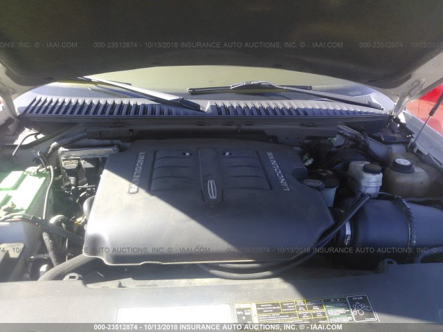 5LMFU27R14LJ24998 - 2004 LINCOLN NAVIGATOR Күміс фото 10