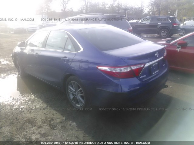 4T1BF1FK1GU527503 - 2016 TOYOTA CAMRY LE/XLE/SE/XSE 蓝色 照片 3