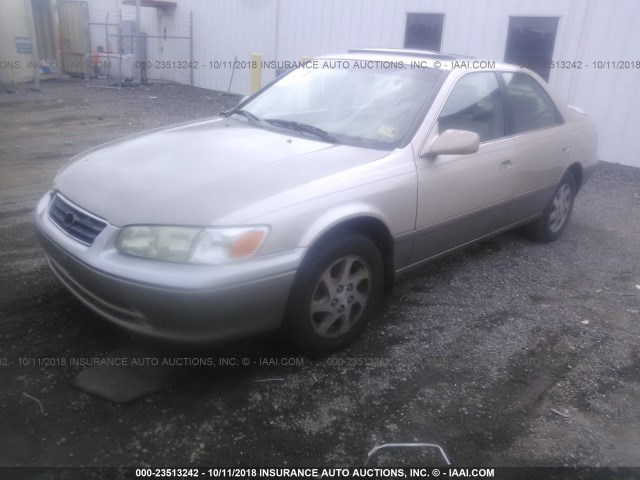 4T1BG22K71U815932 - 2001 TOYOTA CAMRY CE/LE/XLE 金色 照片 2