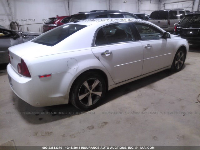 1G1ZC5E08CF207881 - 2012 CHEVROLET MALIBU 1LT WHITE photo 4
