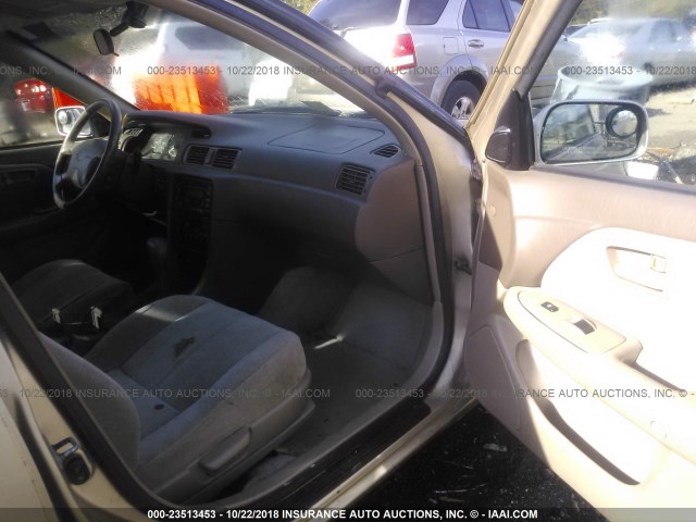 JT2BF22K1X0183056 - 1999 TOYOTA CAMRY LE/XLE 金色 照片 5