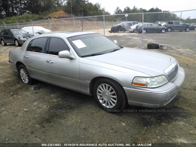 1LNHM83W44Y607236 - 2004 LINCOLN TOWN CAR ULTIMATE BEIGE photo 1