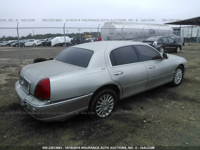 1LNHM83W44Y607236 - 2004 LINCOLN TOWN CAR ULTIMATE BEIGE photo 4