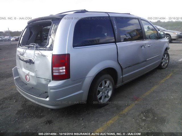 2A4RR5D12AR213868 - 2010 CHRYSLER TOWN & COUNTRY TOURING SILVER photo 4