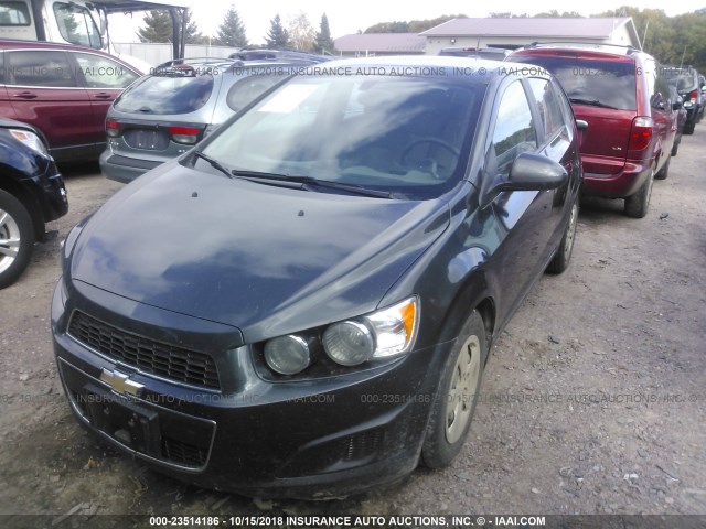 1G1JA6SG5G4114697 - 2016 CHEVROLET SONIC LS 灰色 照片 2