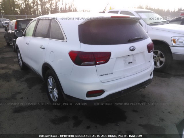 5XYPG4A59KG471086 - 2019 KIA SORENTO LX/L WHITE photo 3