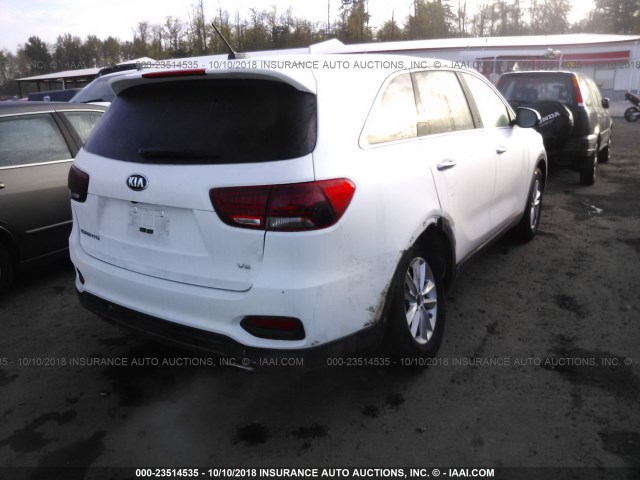 5XYPG4A59KG471086 - 2019 KIA SORENTO LX/L WHITE photo 4