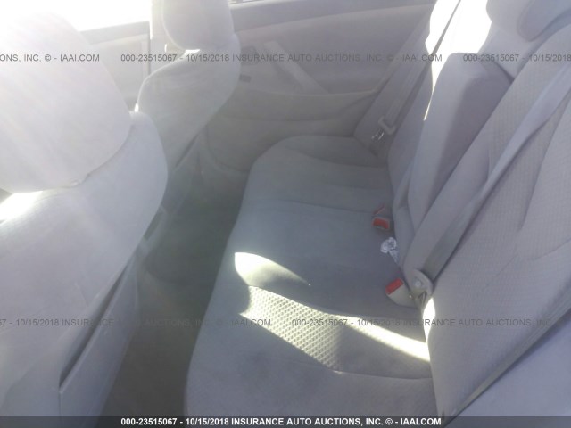 4T4BE46KX8R042983 - 2008 TOYOTA CAMRY CE/LE/XLE/SE WHITE photo 8