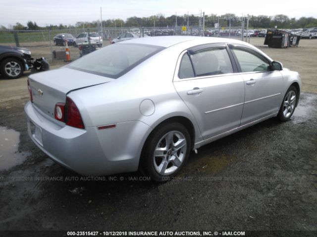 1G1ZC5E09A4125425 - 2010 CHEVROLET MALIBU 1LT SILVER photo 4