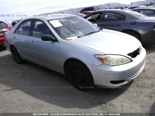 JTDBE32K430243065 - 2003 TOYOTA CAMRY LE/XLE SILVER photo 1