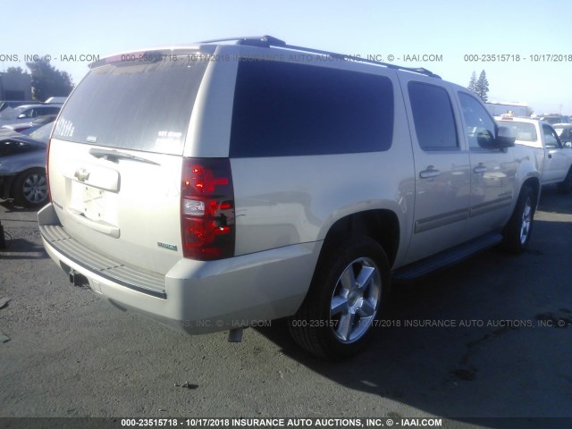 1GNSCHE01BR202665 - 2011 CHEVROLET SUBURBAN C1500  LS SILVER photo 4