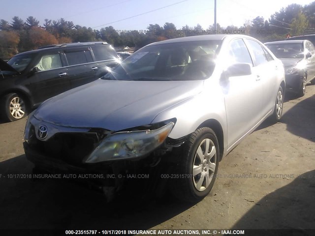 4T1BF3EK4BU771149 - 2011 TOYOTA CAMRY SE/LE/XLE SILVER photo 2