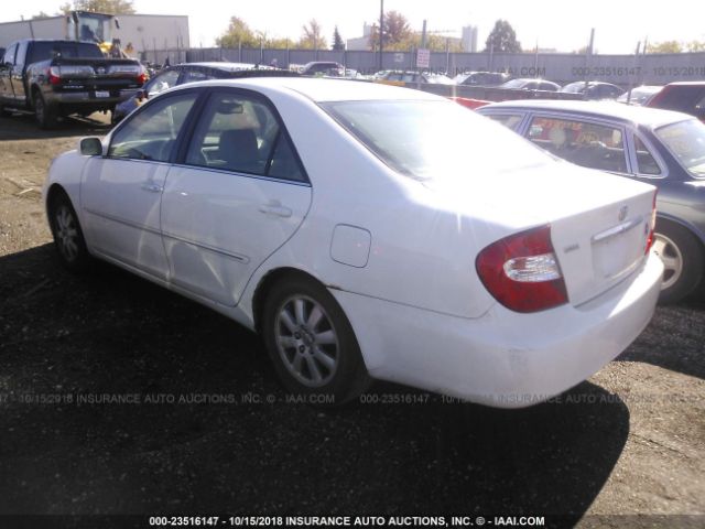 4T1BF30K32U030207 - 2002 TOYOTA CAMRY LE/XLE/SE Ақ фото 3