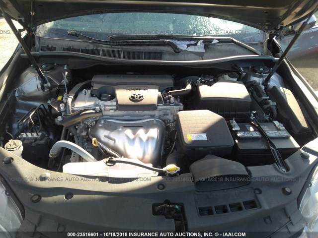 4T1BF1FK7FU111213 - 2015 TOYOTA CAMRY LE/XLE/SE/XSE 灰色 照片 10