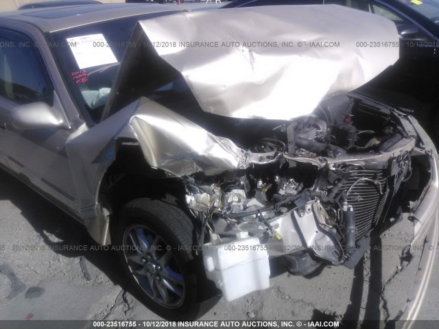 JT2BF28K010325993 - 2001 TOYOTA CAMRY LE/XLE GOLD photo 6