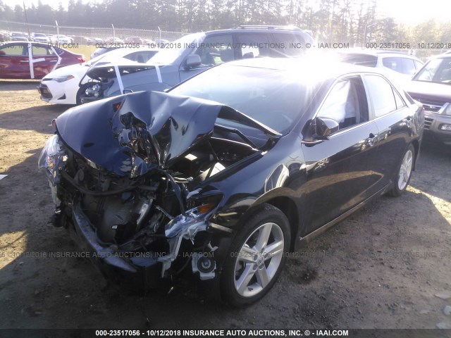 4T1BF1FK2EU779192 - 2014 TOYOTA CAMRY L/SE/LE/XLE Qara foto 2