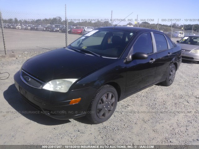 1FAFP34N57W283280 - 2007 FORD FOCUS ZX4/S/SE/SES შავი ფოტო 2