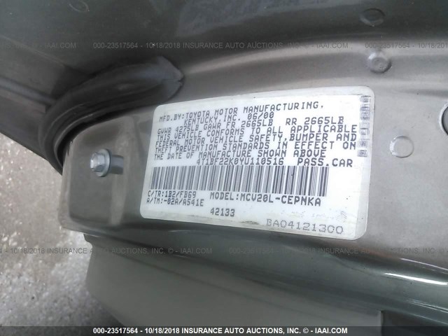 4T1BF22K0YU110516 - 2000 TOYOTA CAMRY LE/XLE GRAY photo 9