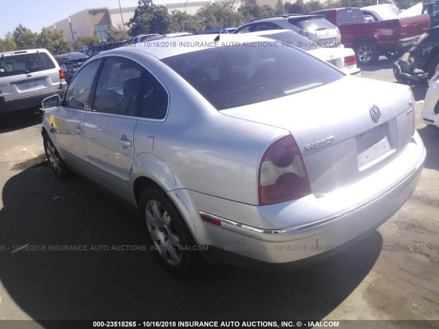 WVWTH63B12P046758 - 2002 VOLKSWAGEN PASSAT GLX 4MOTION GRAY photo 3