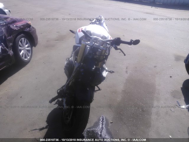 ZD4TYCA09ES000049 - 2014 APRILIA TUONO VR4 WHITE photo 5