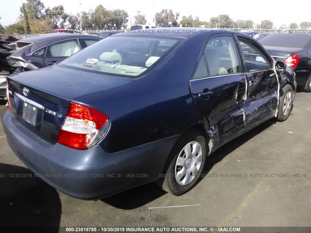 4T1BE32K44U373837 - 2004 TOYOTA CAMRY LE/XLE/SE BLUE photo 4