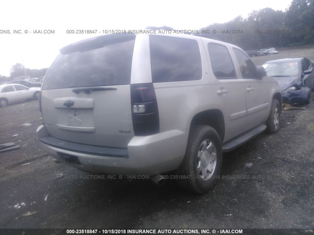 1GNFK13017J322213 - 2007 CHEVROLET TAHOE K1500 GRAY photo 4