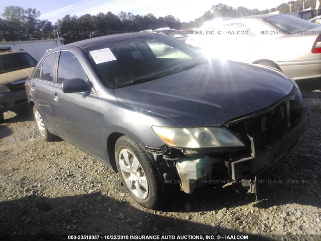 4T1BE46K67U122242 - 2007 TOYOTA CAMRY NEW GENERAT CE/LE/XLE/SE GRAY photo 1