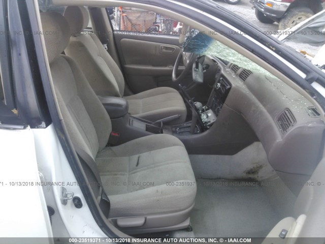 4T1BG22K9YU750835 - 2000 TOYOTA CAMRY CE/LE/XLE 白色 照片 5