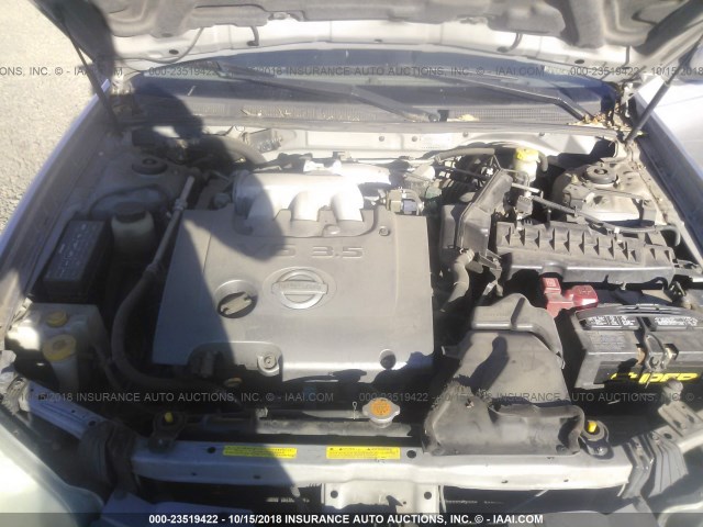 JN1DA31D62T440567 - 2002 NISSAN MAXIMA GLE/GXE/SE SILVER photo 10