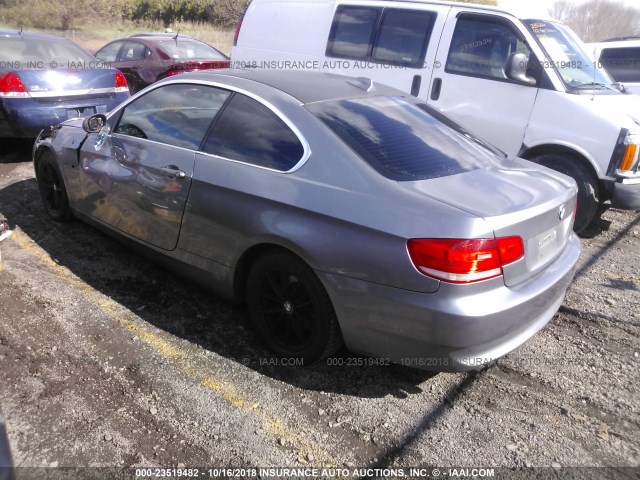 WBAWV53527P076611 - 2007 BMW 328 XI SULEV GRAY photo 3