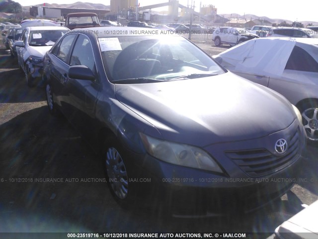4T1BK46K77U530581 - 2007 TOYOTA CAMRY NEW GENERAT LE/XLE/SE GRAY photo 1