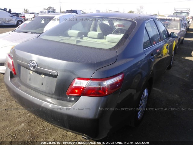 4T1BK46K77U530581 - 2007 TOYOTA CAMRY NEW GENERAT LE/XLE/SE GRAY photo 4