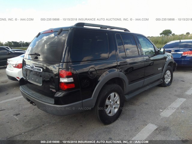 1FMEU73E26UA12139 - 2006 FORD EXPLORER XLT BLACK photo 4