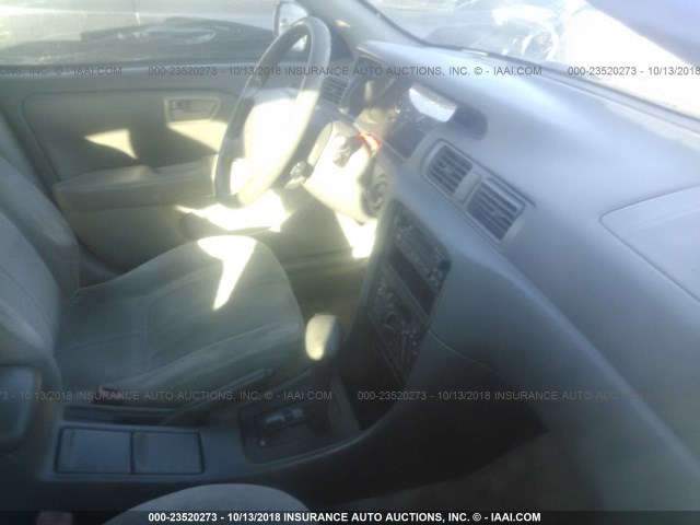 JT2BG22K1W0227052 - 1998 TOYOTA CAMRY CE/LE/XLE 米色 照片 5