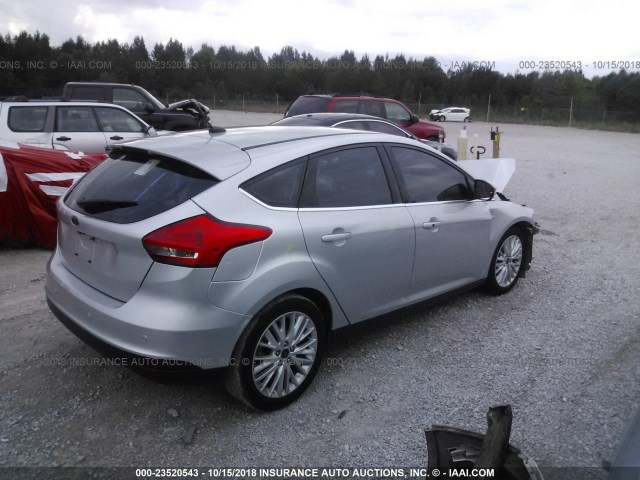 1FADP3N28GL298885 - 2016 FORD FOCUS TITANIUM SILVER photo 4