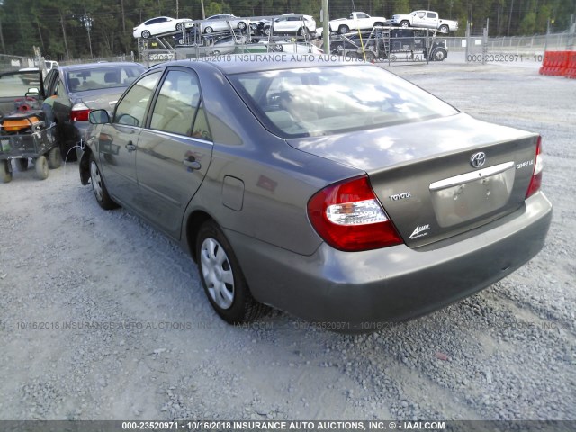 4T1BE32KX2U555961 - 2002 TOYOTA CAMRY LE/XLE/SE BEIGE photo 3