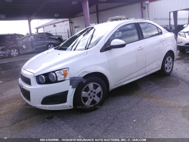 1G1JA5SH6D4213799 - 2013 CHEVROLET SONIC LS 银色 照片 2
