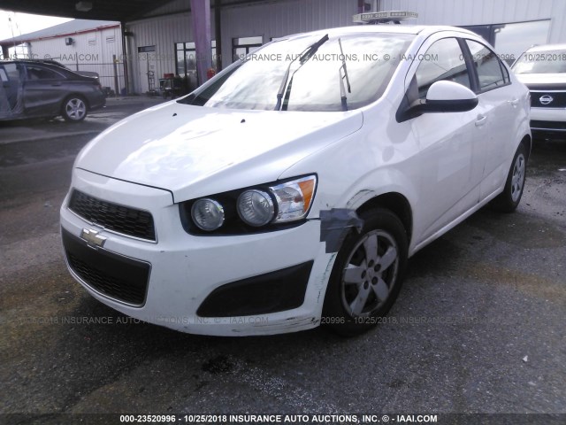 1G1JA5SH6D4213799 - 2013 CHEVROLET SONIC LS 银色 照片 6