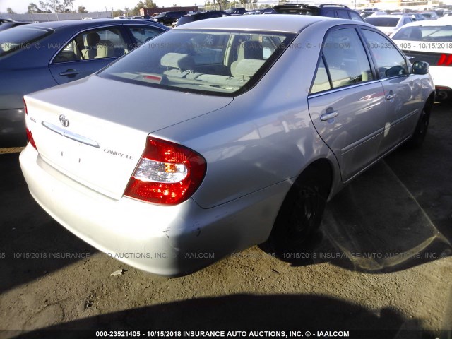4T1BE32K04U370868 - 2004 TOYOTA CAMRY LE/XLE/SE SILVER photo 4