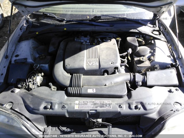 1LNHM87AX2Y697357 - 2002 LINCOLN LS 银色 照片 10