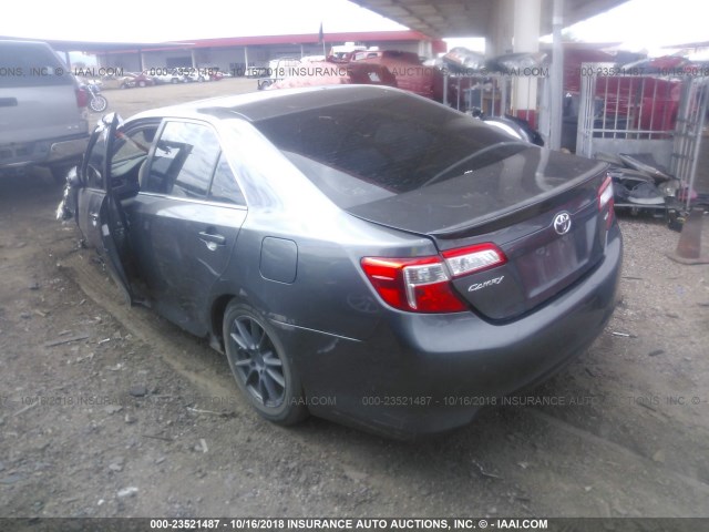 4T4BF1FK7CR177312 - 2012 TOYOTA CAMRY SE/LE/XLE GRAY photo 3