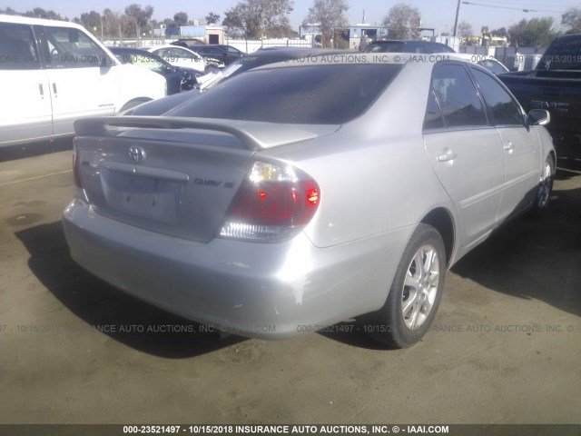 4T1BE32K05U539921 - 2005 TOYOTA CAMRY LE/XLE/SE GRAY photo 4