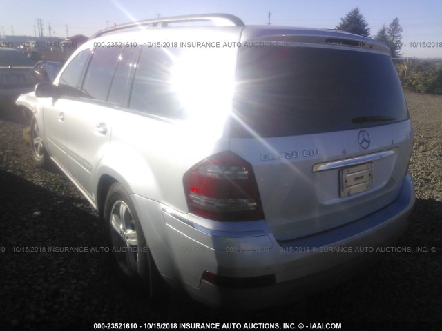 4JGBF22E67A208895 - 2007 MERCEDES-BENZ GL 320 CDI SILVER photo 3