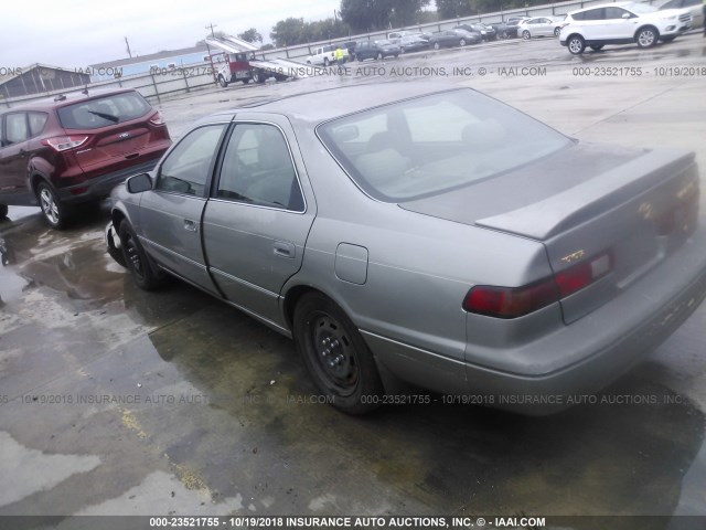 4T1BF22KXVU014890 - 1997 TOYOTA CAMRY CE/LE/XLE 香槟色 照片 3