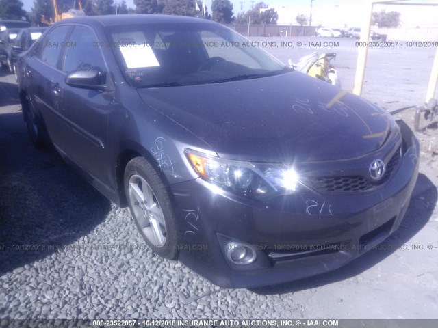 4T1BF1FK6EU440208 - 2014 TOYOTA CAMRY L/SE/LE/XLE Boz foto 1