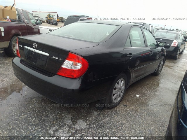 4T1BE32K33U182568 - 2003 TOYOTA CAMRY LE/XLE/SE BLACK photo 4