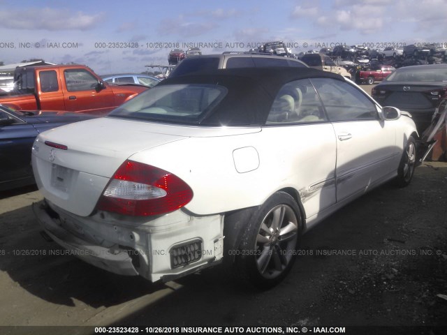 WDBTK56F98T098180 - 2008 MERCEDES-BENZ CLK 350 WHITE photo 4